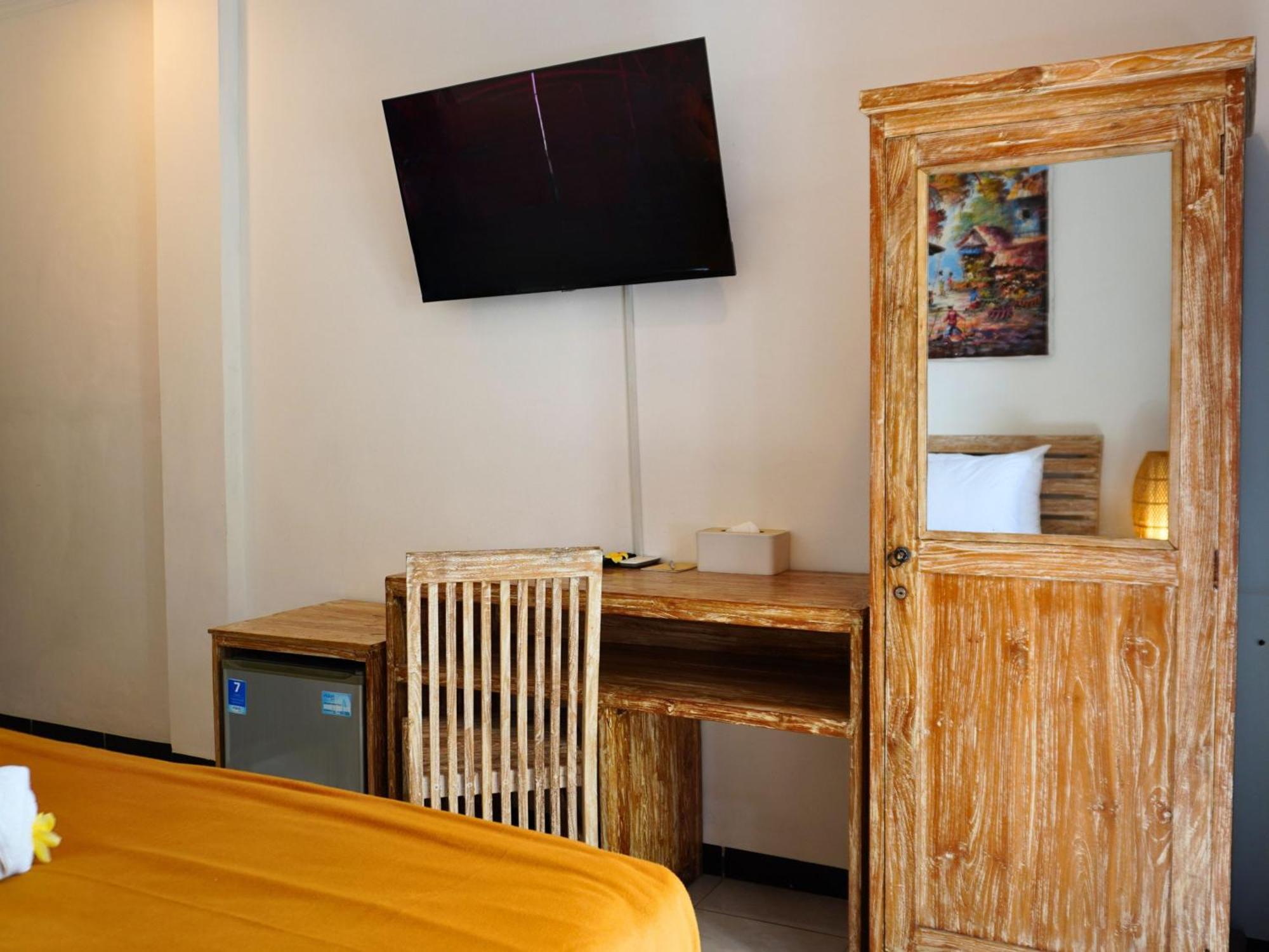 Summer Of Surf Hostel Uluwatu Ungasan Εξωτερικό φωτογραφία