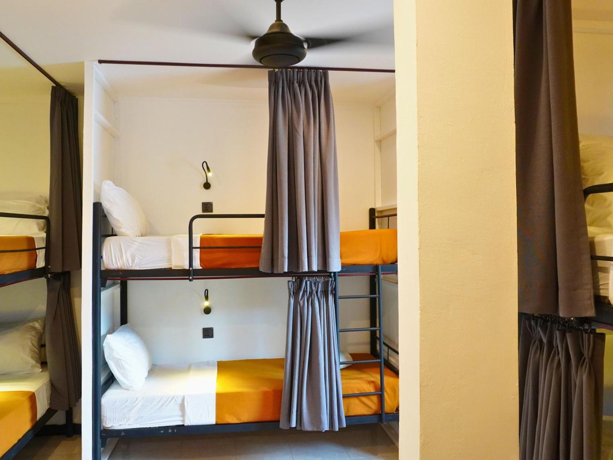 Summer Of Surf Hostel Uluwatu Ungasan Εξωτερικό φωτογραφία