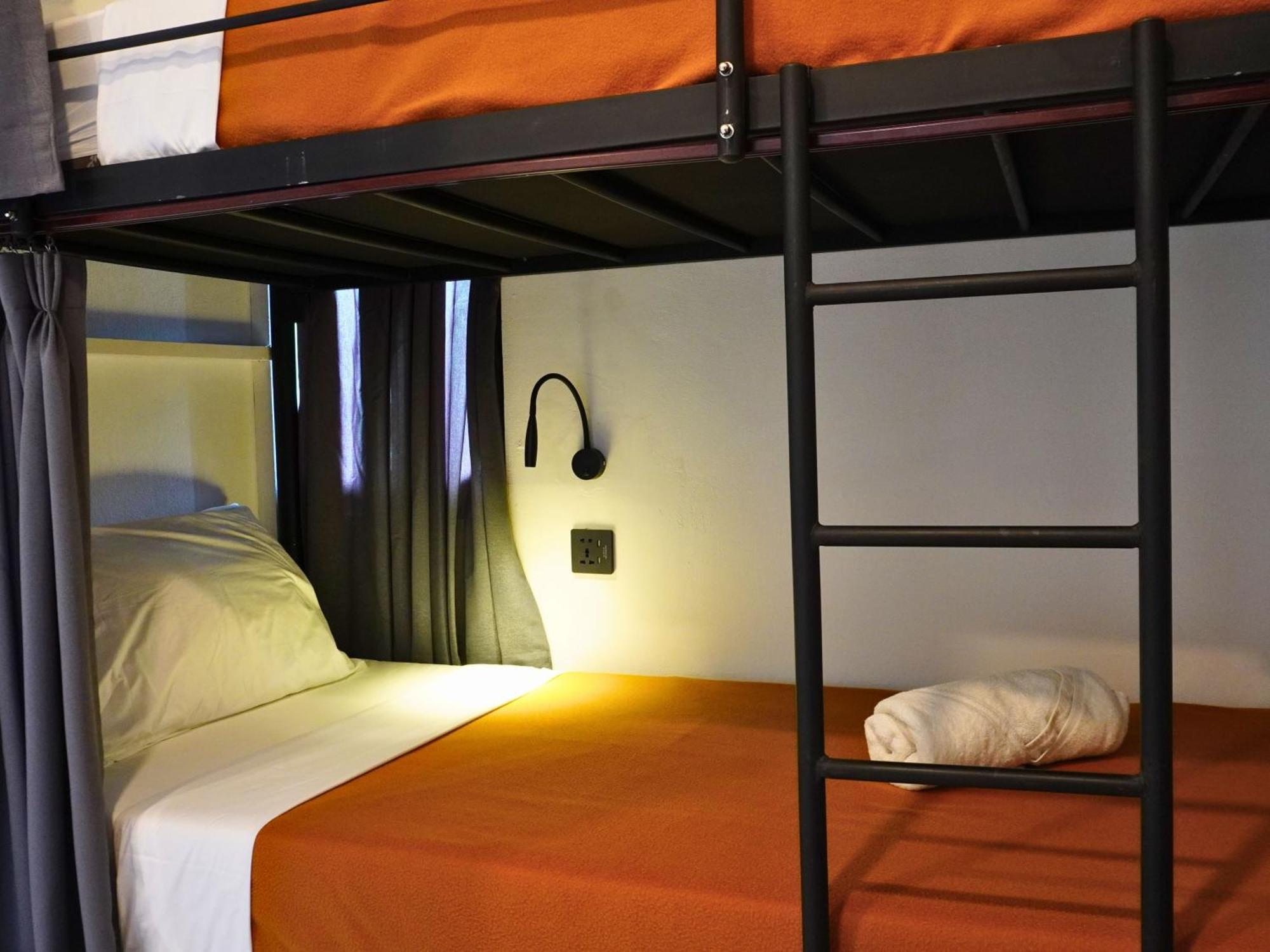 Summer Of Surf Hostel Uluwatu Ungasan Εξωτερικό φωτογραφία