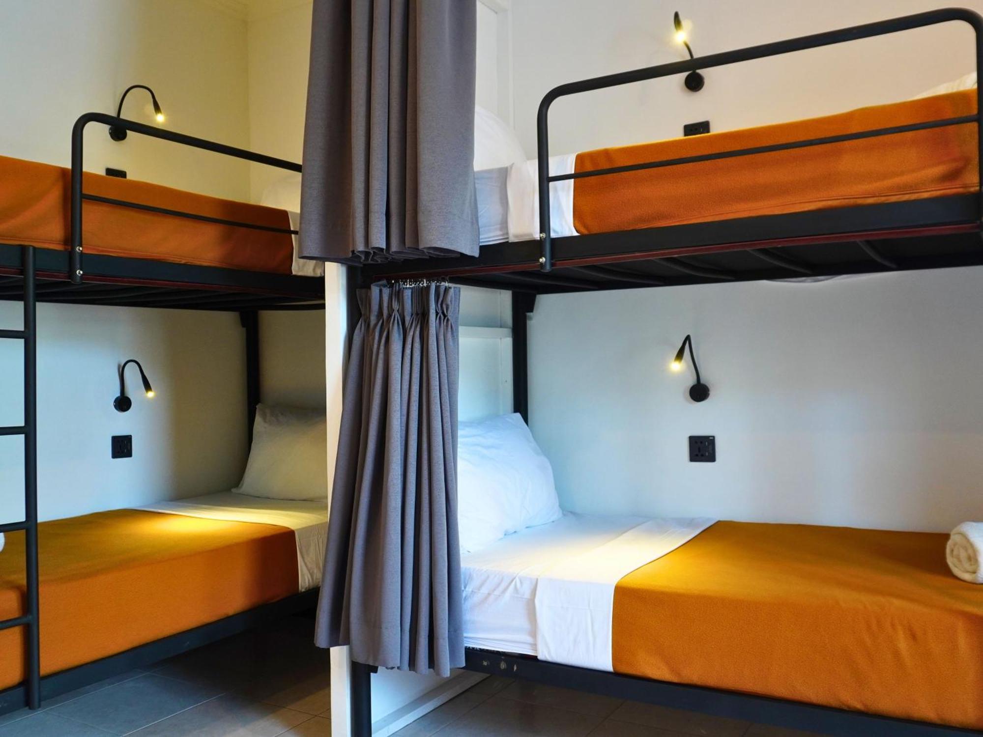 Summer Of Surf Hostel Uluwatu Ungasan Εξωτερικό φωτογραφία