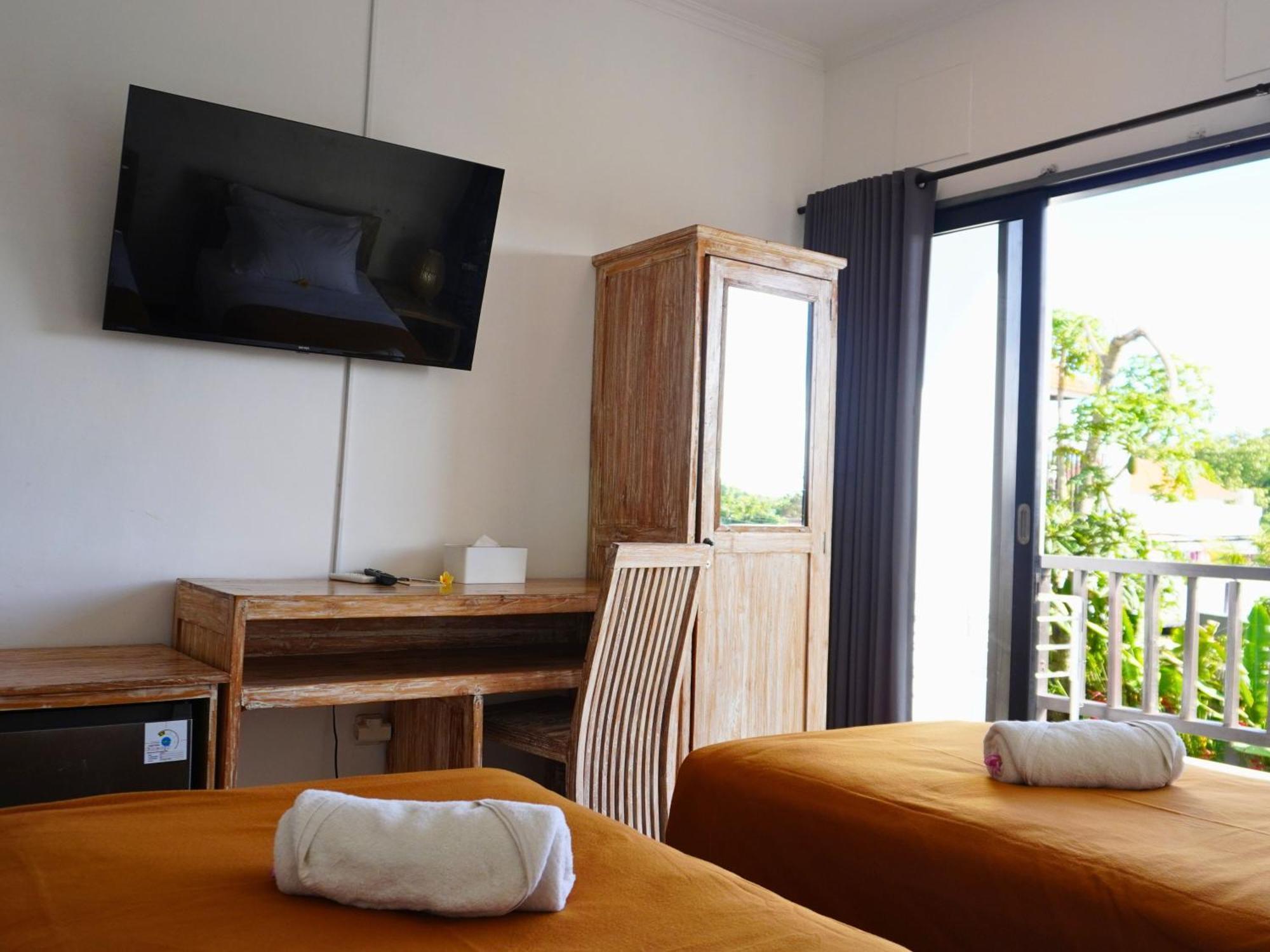 Summer Of Surf Hostel Uluwatu Ungasan Εξωτερικό φωτογραφία