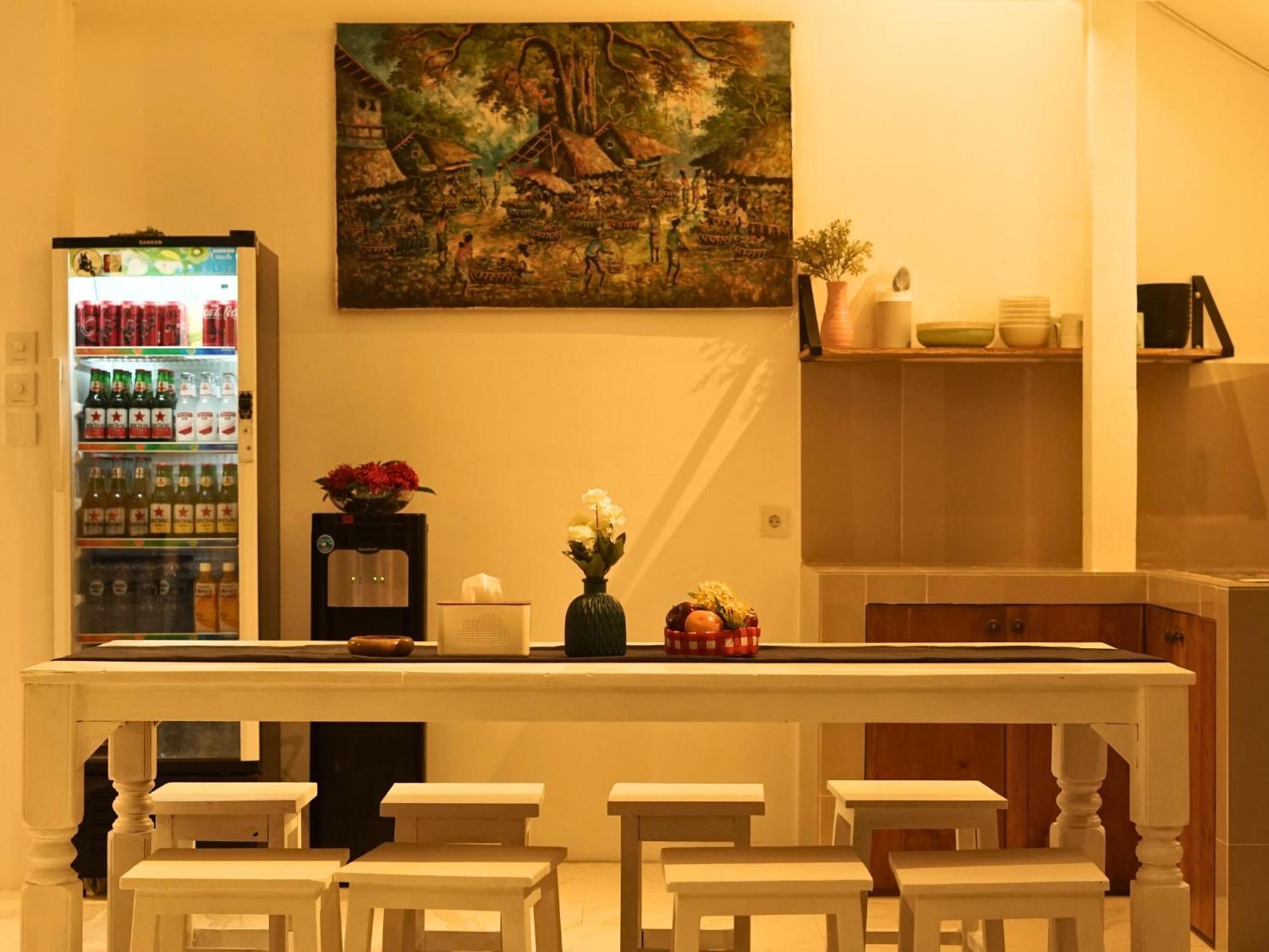 Summer Of Surf Hostel Uluwatu Ungasan Εξωτερικό φωτογραφία